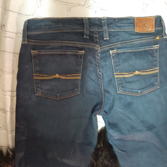 Lucky Brand Charlie Baby Boot Cut Jeans - Picture 9 of 13